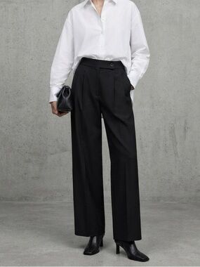 Zara Black Highrise Wide Leg Pleated Pants Size Small